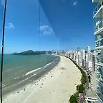 Alto Padrao Frente Mar